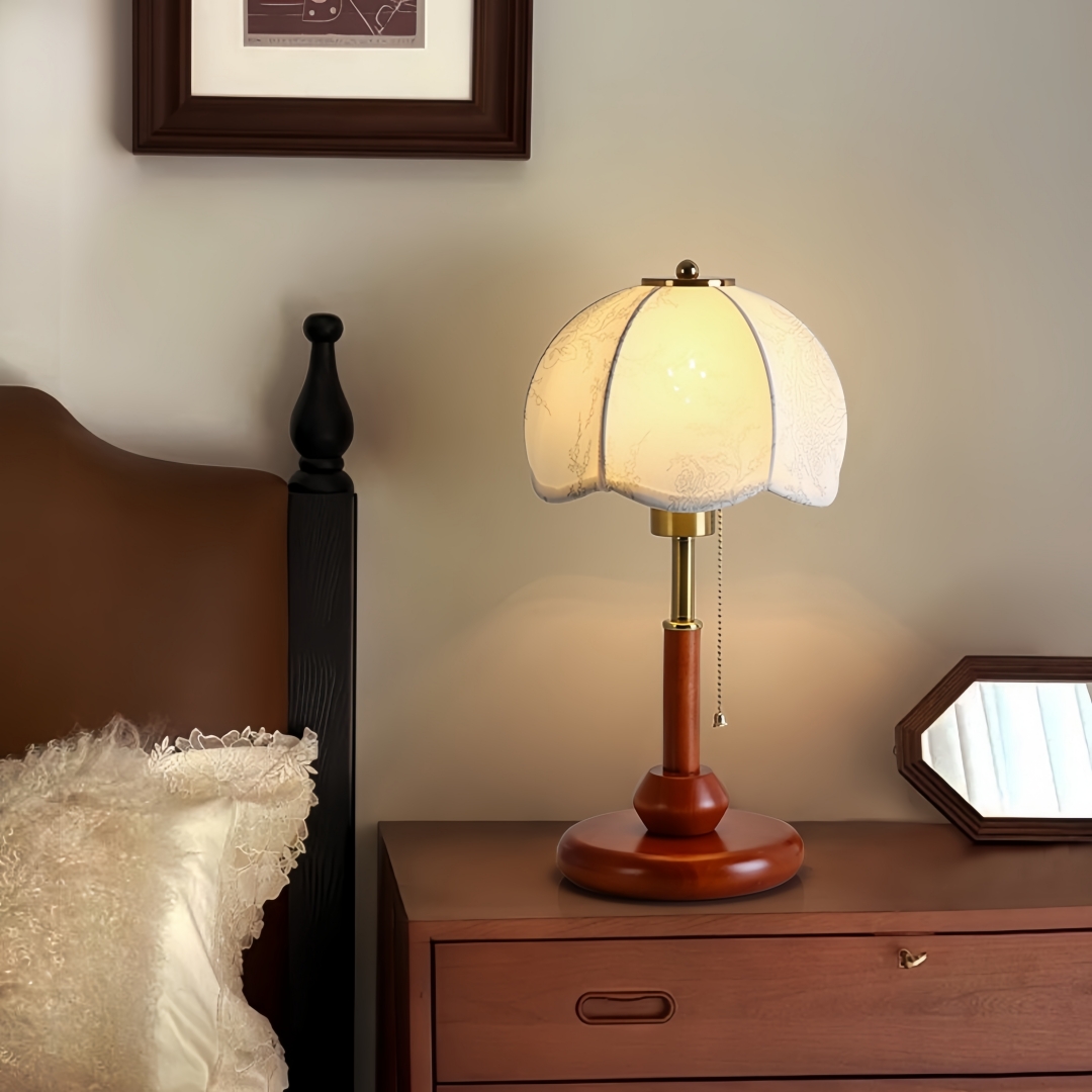 Vintage Scalloped Dome Table L - Home And Textiles recension och pris